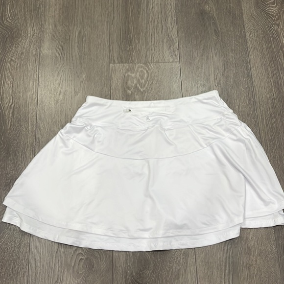 White tennis skirt/skort - Picture 2 of 4